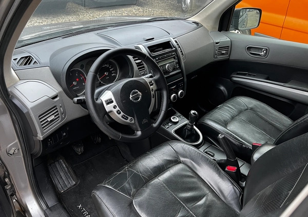 Nissan X-Trail cena 22700 przebieg: 216000, rok produkcji 2008 z Lesko małe 254